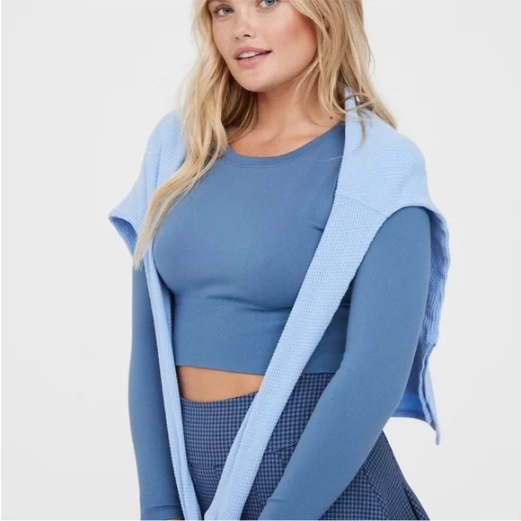 Offline by Aerie Seamless Cropped Long Sleeve size medium - Picture 2 of 4